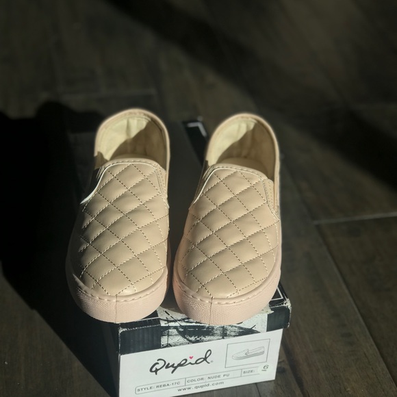 Nude slip on - Picture 2 of 4